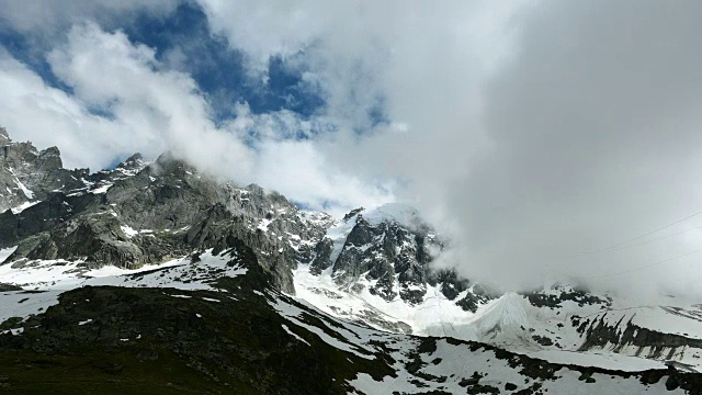 Aiguille du Midi群山环绕视频素材