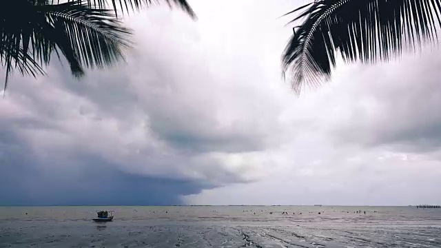 4K:风暴带雨，时间流逝视频素材