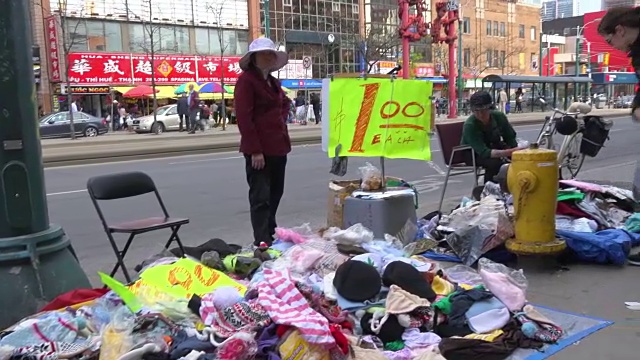 加拿大多伦多:Spadina大街上的唐人街，日常生活和商业视频素材