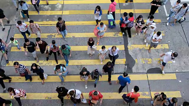 香港人行横道上的行人视频素材