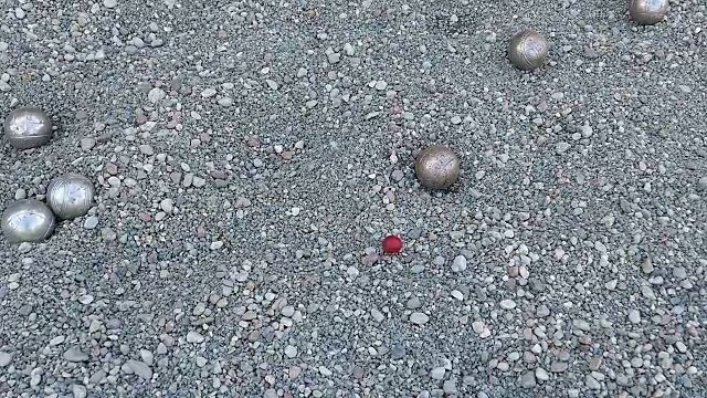 Petanque Boules Boccia球砂砾地面慢动作视频素材