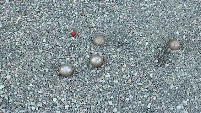 Petanque Boules Boccia球砂砾地面慢动作视频素材