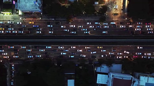 4k分辨率鸟瞰图的城市交通堵塞曼谷市视频素材