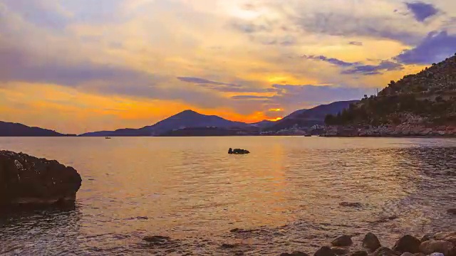 时光流逝，亚得里亚海海岸线上，黑山布达瓦市附近，美丽的海景视频素材