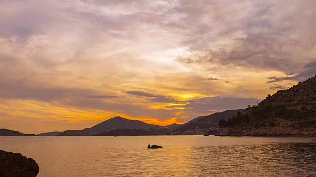 时光流逝，亚得里亚海海岸线上，黑山布达瓦市附近，美丽的海景视频素材