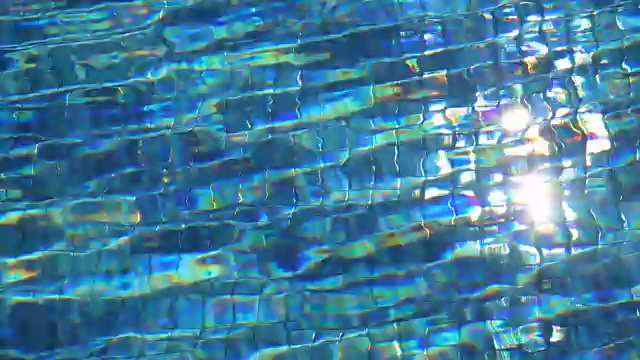 蓝色的泳池的水视频素材
