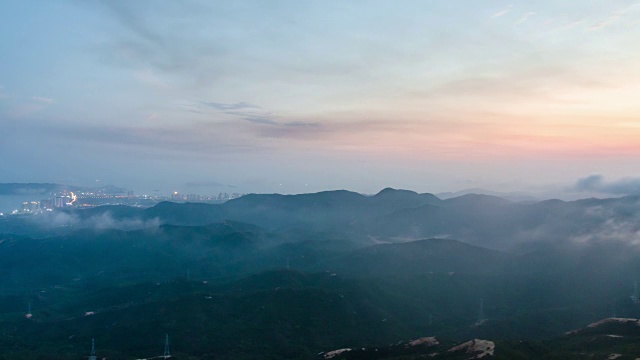 T/L WS云海山与山之间/惠州，中国视频素材