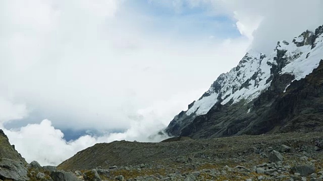 萨尔坎泰山脉徒步旅行视频素材