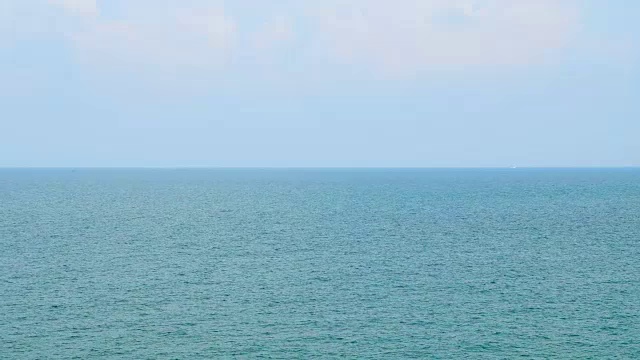 戏剧性的海景从koh sichang, chon buri，泰国，高清视频与复制空间视频素材