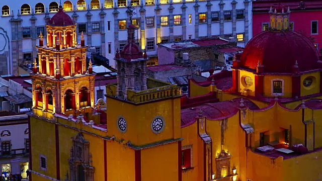 4k延时:Parroquia Jardin Archangel Church San Miguel de Allende Mexico视频素材