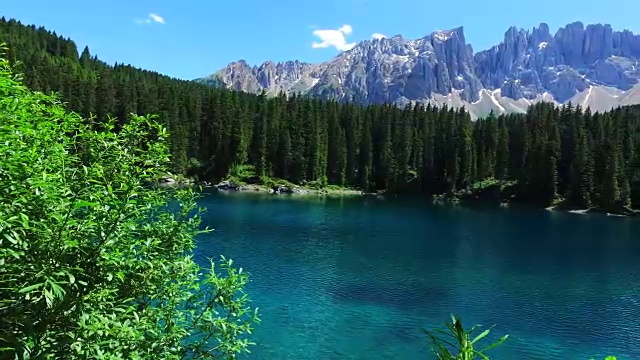 爱抚湖- Karersee, Trentino-Alto Adige，意大利视频素材