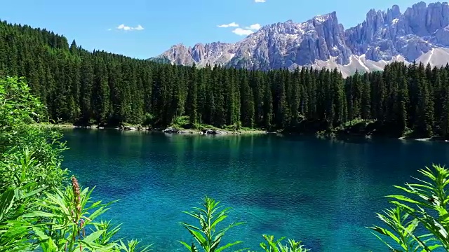 爱抚湖- Karersee, Trentino-Alto Adige，意大利视频素材