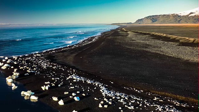 飞越冰岛Jokulsarlon冰湖视频素材