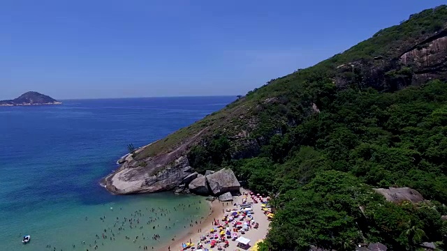 天堂海滩，美丽的海滩，世界各地美妙的海滩，格鲁马里海滩，巴西里约热内卢视频素材