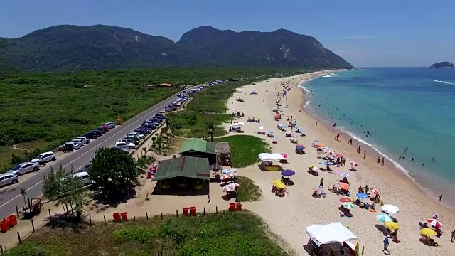 天堂海滩，美丽的海滩，世界各地美妙的海滩，格鲁马里海滩，巴西里约热内卢视频素材