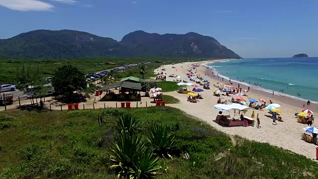 天堂海滩，美丽的海滩，世界各地美妙的海滩，格鲁马里海滩，巴西里约热内卢视频素材