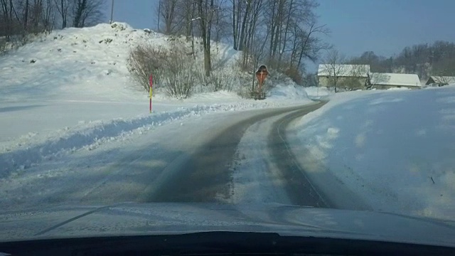 行驶在雪视频素材