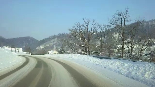 行驶在雪视频素材