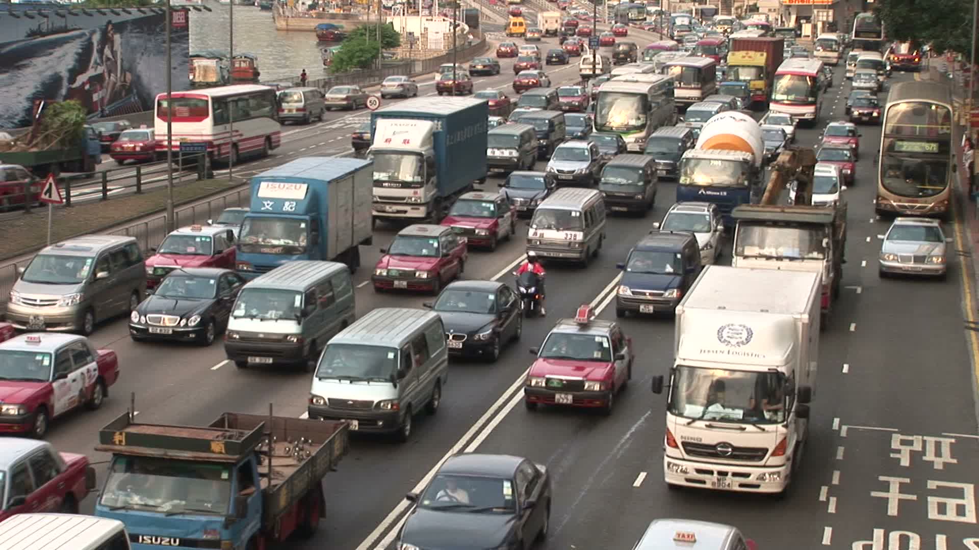 中国香港繁忙的交通状况视频素材