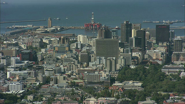 泛大都会海滨城市，俯瞰港口视频素材