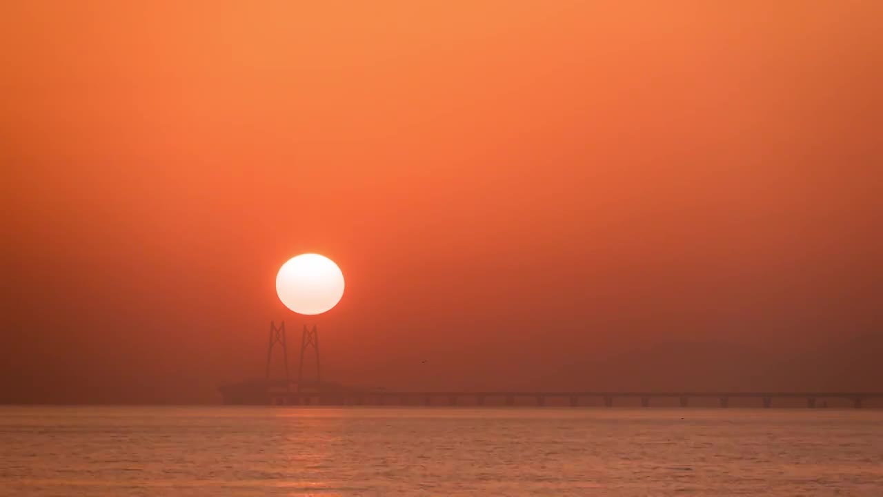 广东省珠海市港珠澳大桥日出视频素材