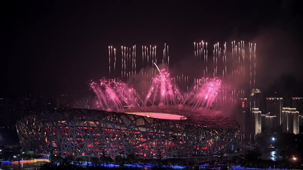 庆祝中国共产党成立建党100周年首都鸟巢烟花秀视频素材