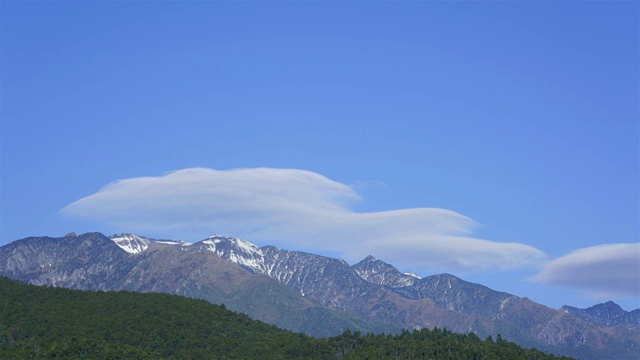 4k延时苍山 蓝天白云视频素材