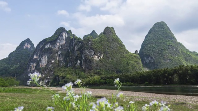 广西桂林阳朔九马画山漓江风光视频素材