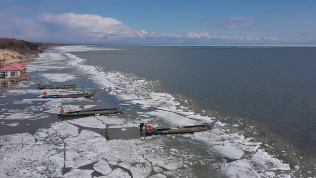 中俄界湖兴凯湖融化期湖岸风光视频素材