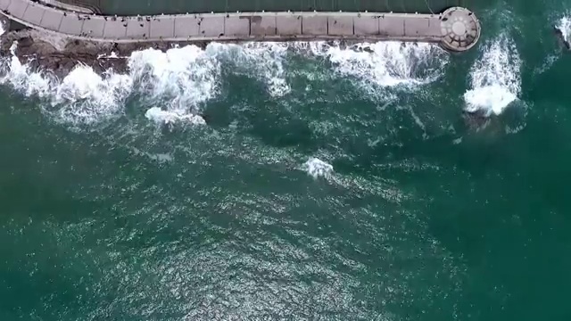 海浪大坝视频素材