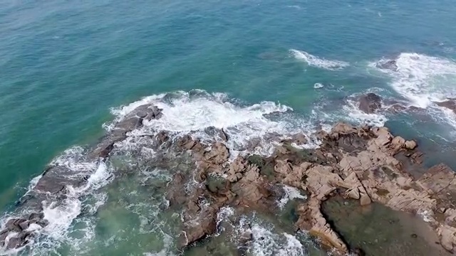 海浪大坝视频素材