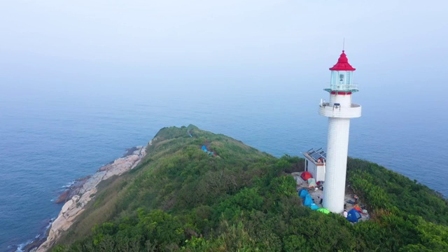 航拍大亚湾青洲岛灯塔视频素材