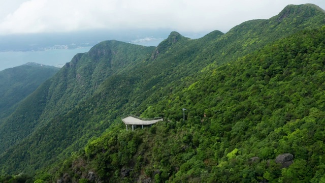 航拍七娘山顶观景平台视频素材