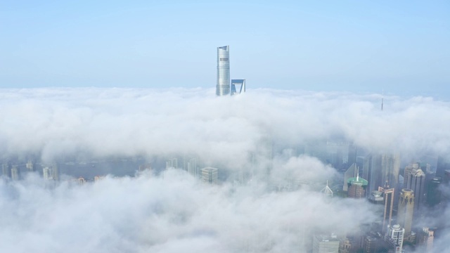 航拍晨间中国上海浦东新区陆家嘴平流云视频素材