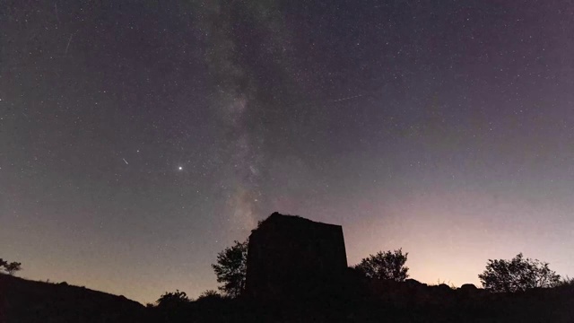 河北涞源长城银河夜景延时摄影视频素材