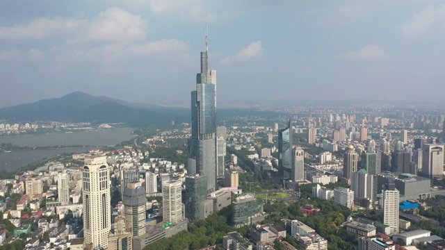 江苏南京城市天际线紫峰大厦航拍景观视频素材