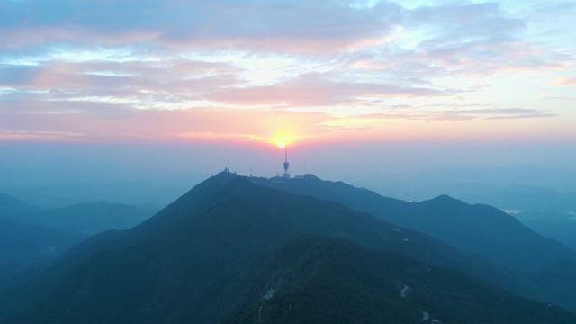 深圳梧桐山日落4K航拍视频素材