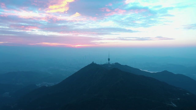 深圳梧桐山日落航拍视频素材