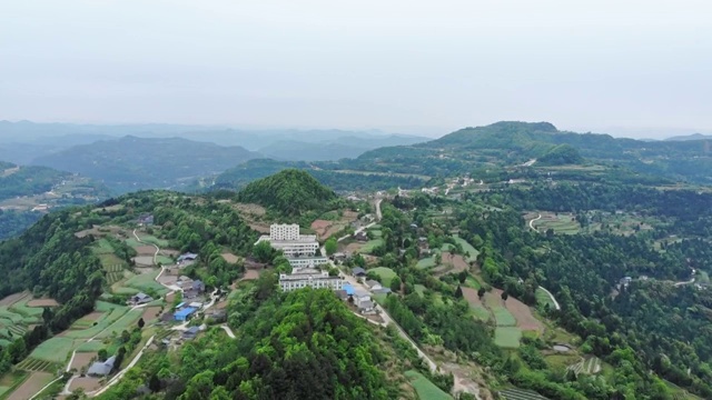 航拍阆中市附近大巴山山脉风光视频素材