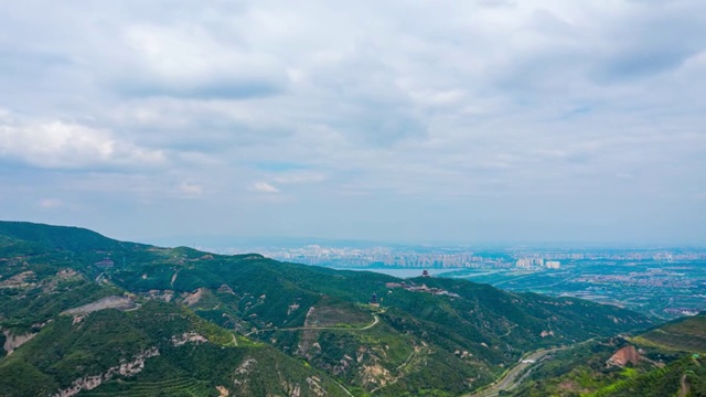 太原市太山晋阳湖白天多云延时视频素材