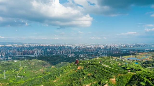 太原市启春阁全景白天多云延时视频素材