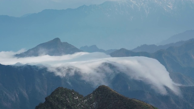 4K30P云海云瀑山脉长焦延时视频素材