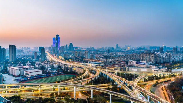 中国江苏南京赛虹桥和城市天际线夜景延时摄影视频素材