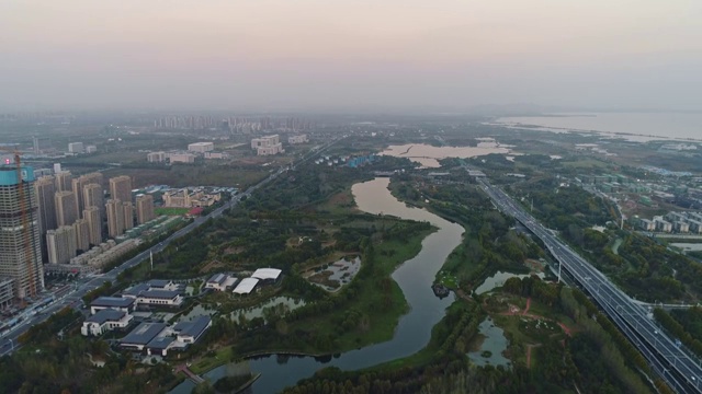 航拍合肥市滨湖区黄昏视频素材