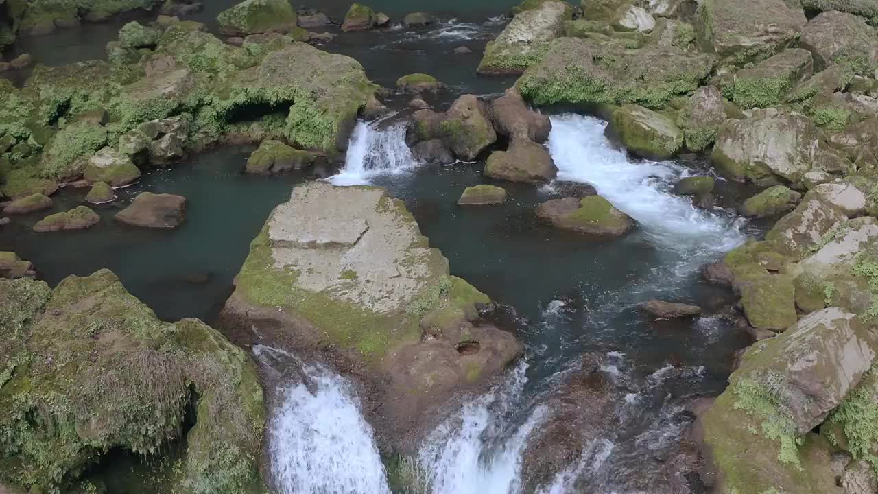 贵阳羊皮洞瀑布视频素材