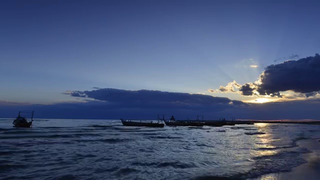 兴凯湖初夏夕阳视频素材