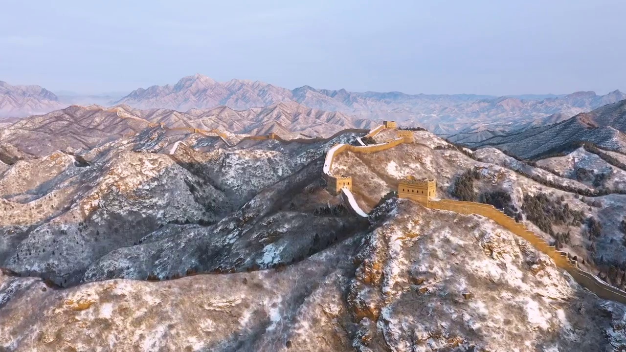 雪后金山岭长城视频素材