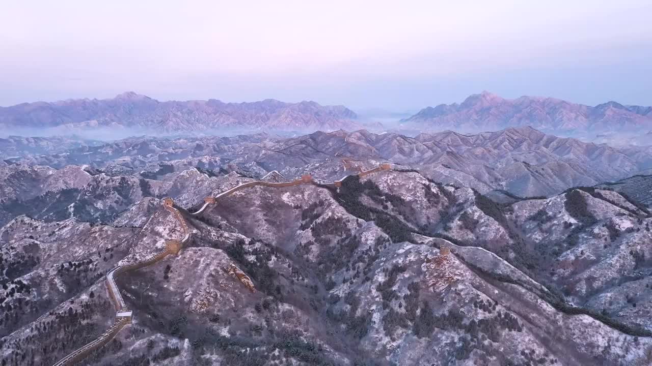 雪后金山岭长城视频素材