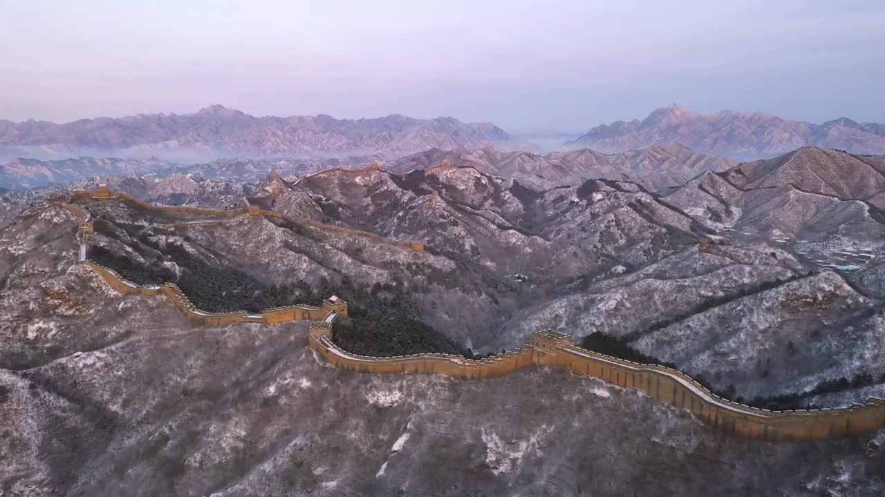 雪后金山岭长城视频素材