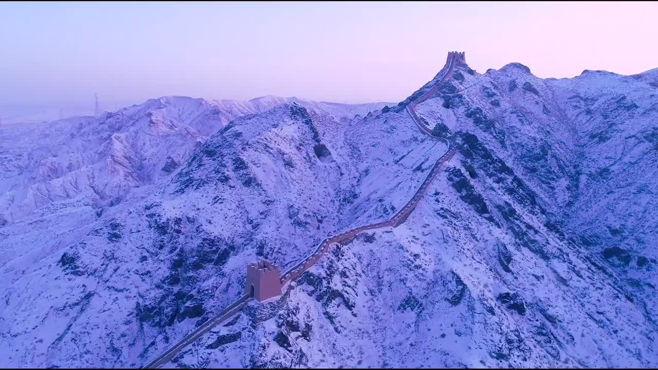 甘肃嘉峪关悬臂长城雪景视频素材